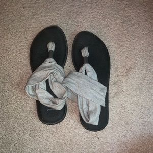 Women’s sanuk sandals